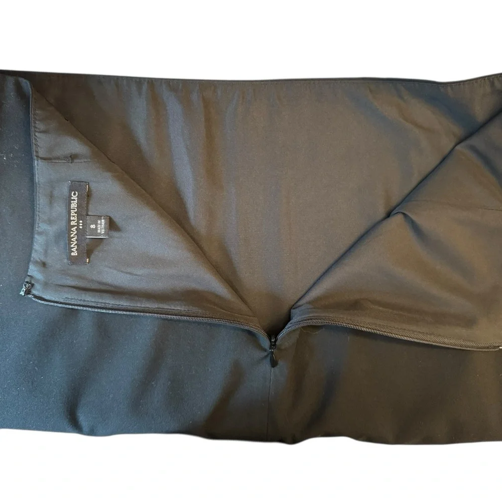 Banana Republic sleek black